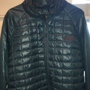 THE NORTH FACE JACKET